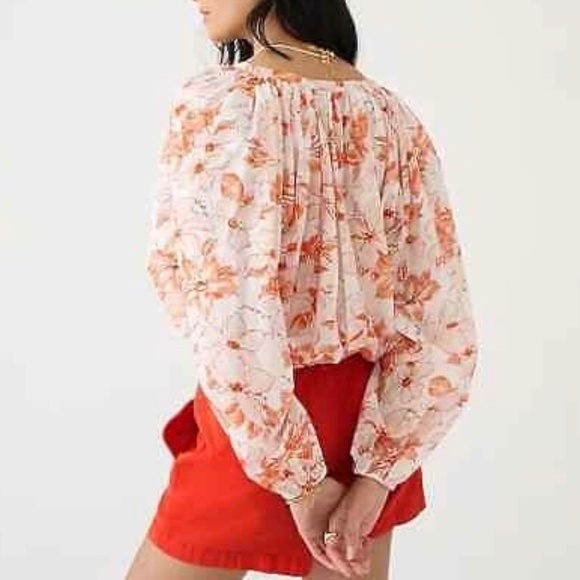 Crew tassel tie- front cropped top in breezy blooms - Picture 3 of 11